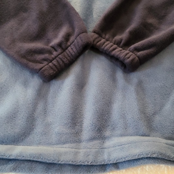 Columbia Half-Zip Fleece  - Medium - Picture 3 of 7